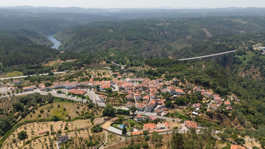 Moradia T3 para Venda em Pedrogão Pequeno Foto 31