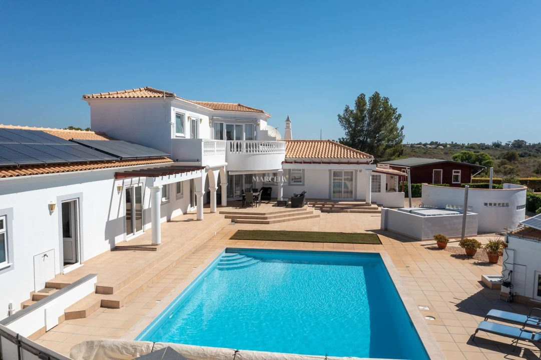 Moradia T4 para Venda em Barão de São Miguel Foto 5