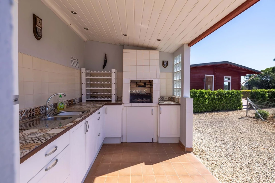 Moradia T4 para Venda em Barão de São Miguel Foto 38