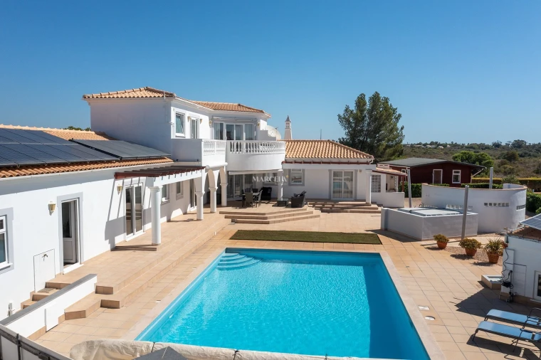 Moradia T4 para Venda em Barão de São Miguel Foto 5