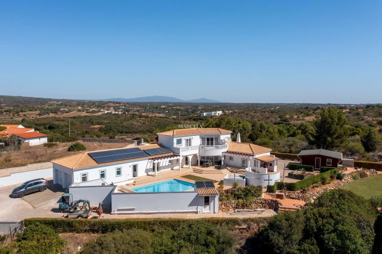 Moradia T4 para Venda em Barão de São Miguel Foto 4