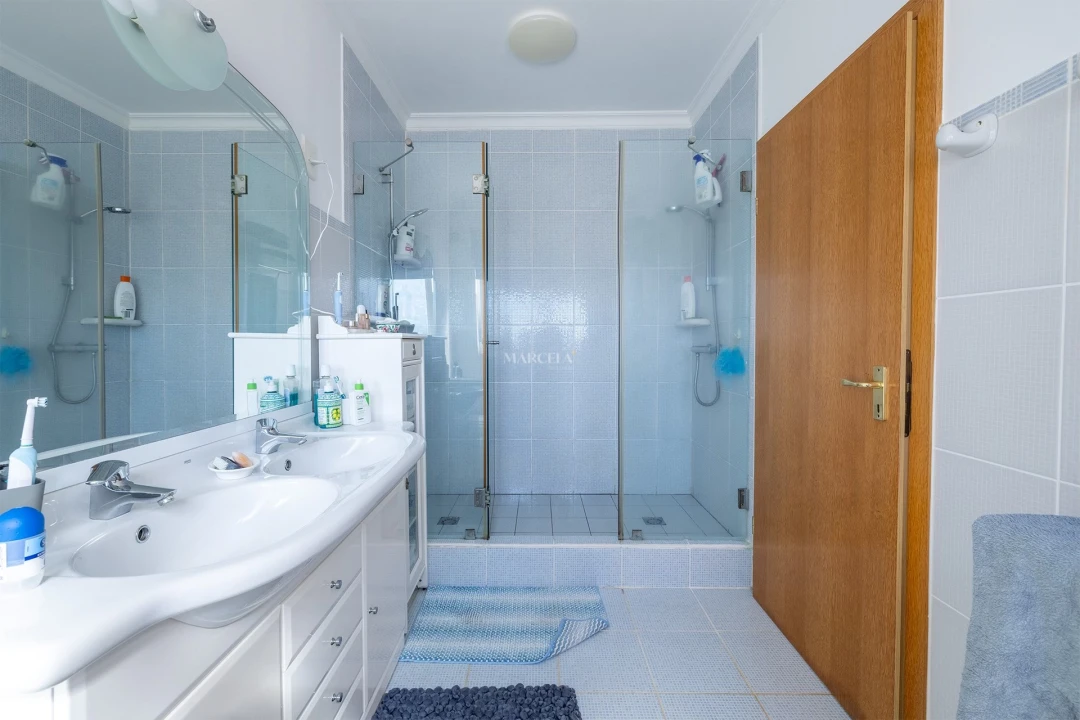 Moradia T4 para Venda em Barão de São Miguel Foto 33