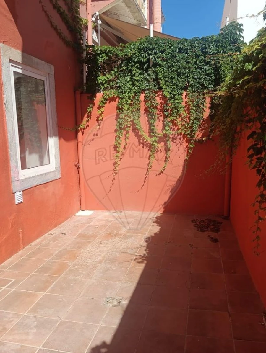 Apartamento T2 para Arrendamento férias em Cascais e Estoril Foto 3