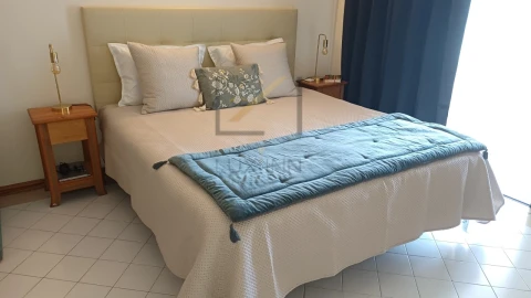 Apartamento para Venda em Albufeira e Olhos de Água