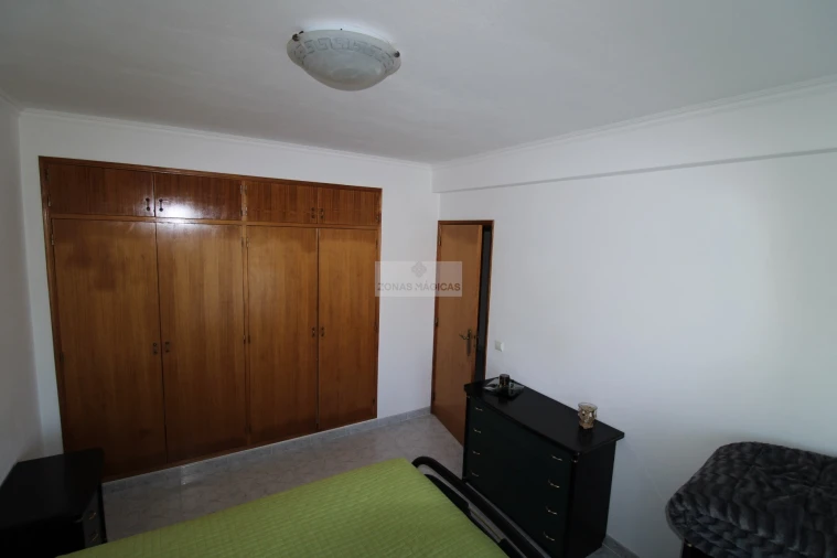 Moradia T5 para Venda em Lagos (São Sebastião e Santa Maria) Foto 24