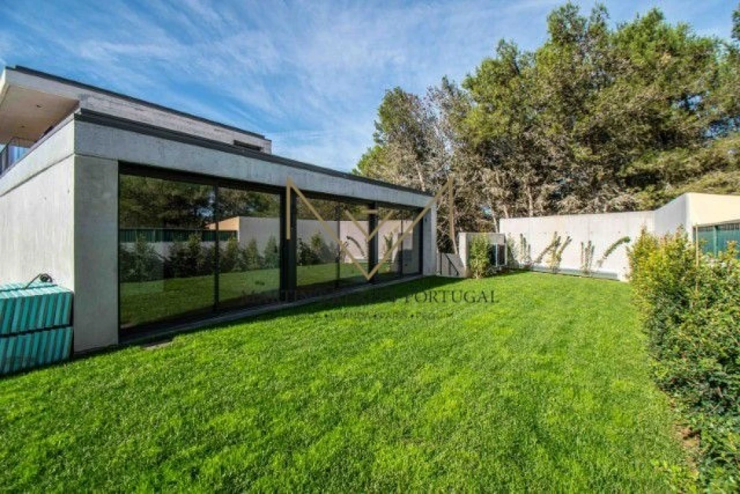 Moradia T4 para Venda em Cascais e Estoril Foto 1