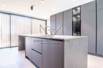 Moradia T4 para Venda em Cascais e Estoril