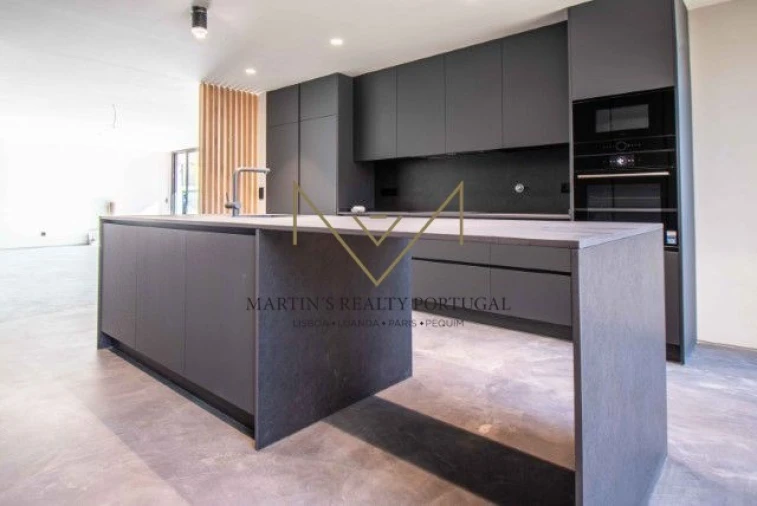 Moradia T4 para Venda em Cascais e Estoril Foto 30