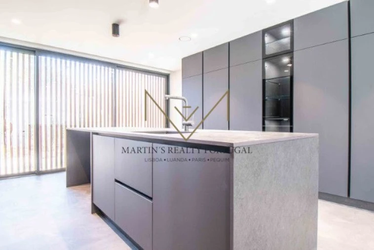 Moradia T4 para Venda em Cascais e Estoril Foto 26