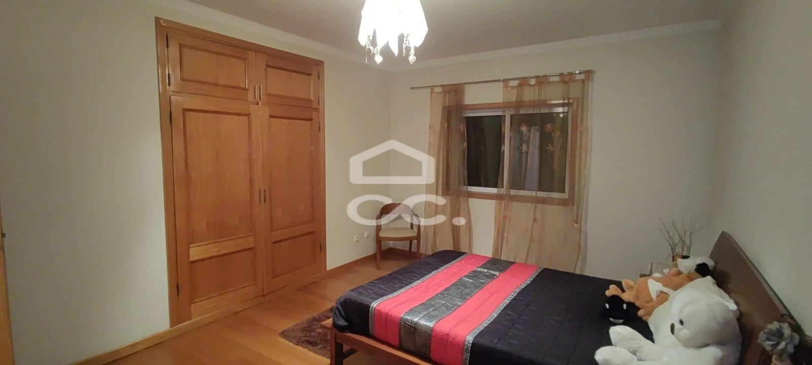 Moradia T4 para Venda em Nevogilde Foto 17