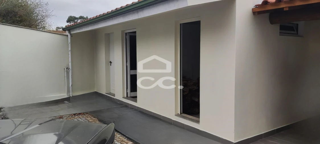 Moradia T4 para Venda em Nevogilde Foto 28