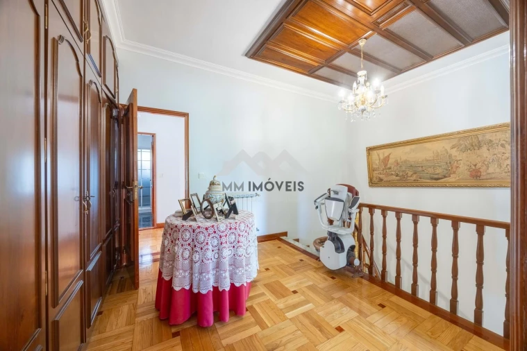 Moradia T5 para Venda em Rio Tinto Foto 35