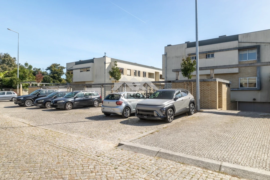 Apartamento T2 para Venda em Nogueira e Silva Escura Foto 52