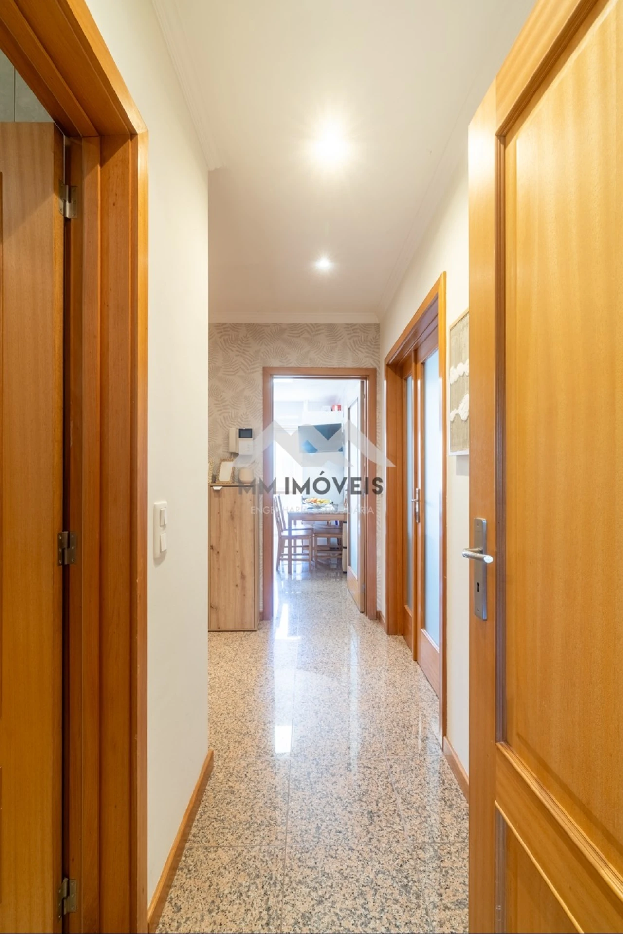 Apartamento T2 para Venda em Nogueira e Silva Escura Foto 26