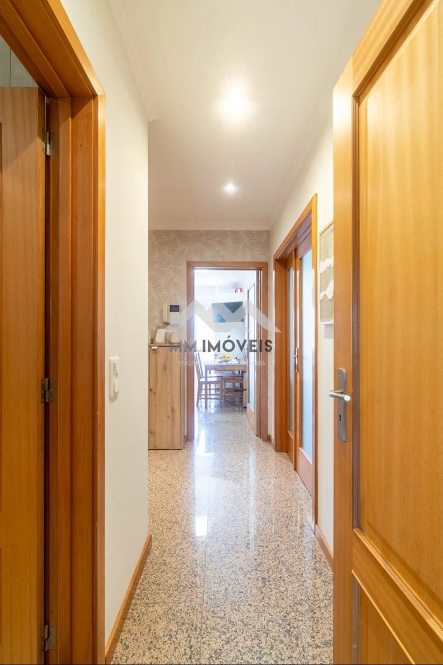 Apartamento T2 para Venda em Nogueira e Silva Escura Foto 26