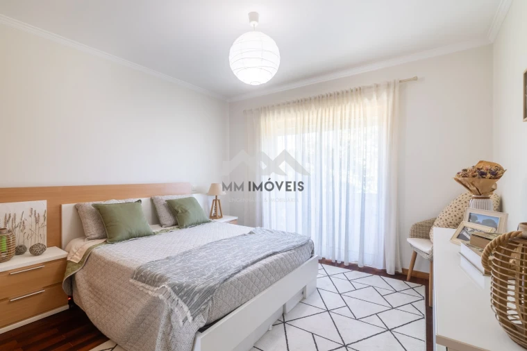 Apartamento T2 para Venda em Nogueira e Silva Escura Foto 5