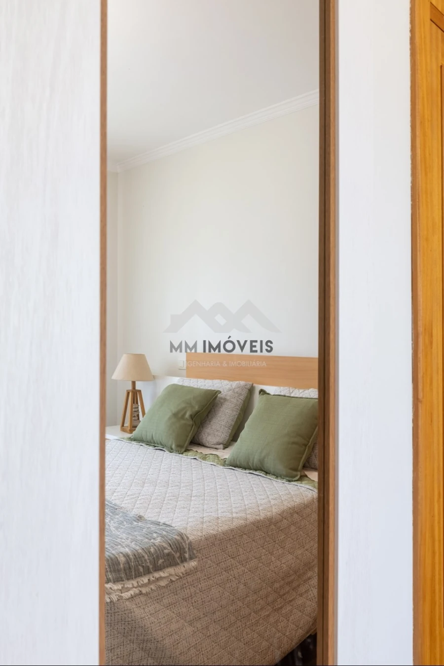 Apartamento T2 para Venda em Nogueira e Silva Escura Foto 17