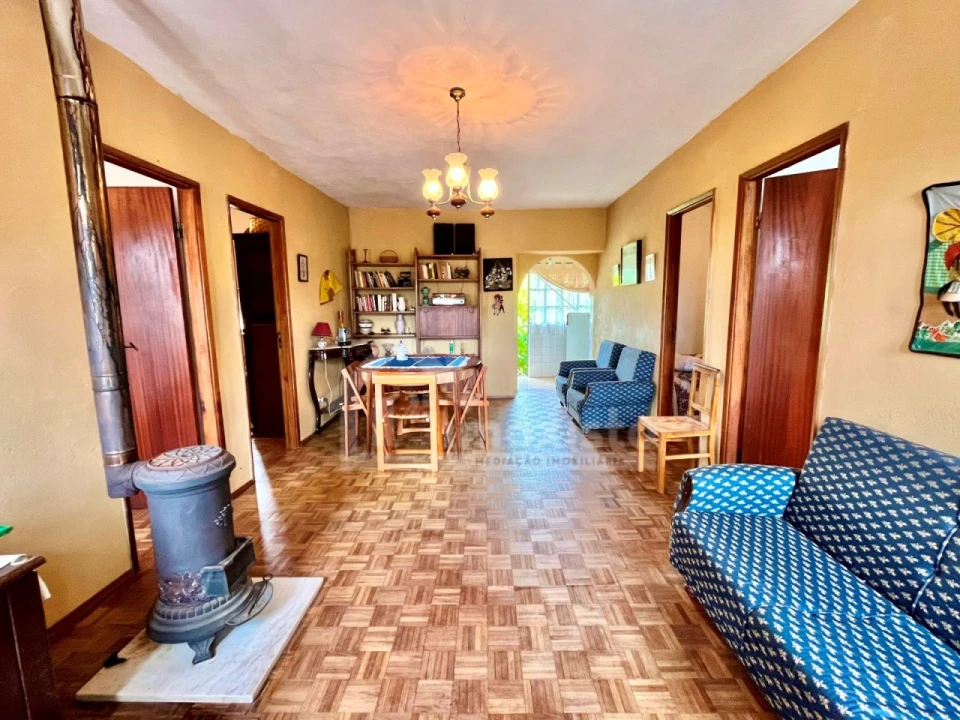 Moradia T4 para Venda em Castanheira de Pêra e Coentral Foto 5