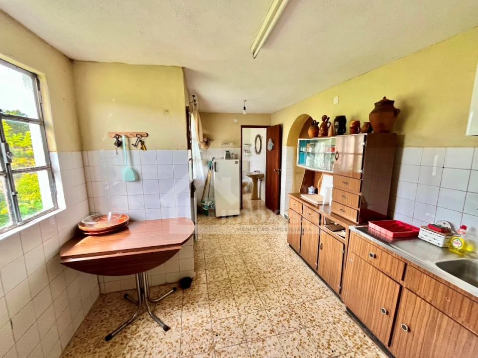 Moradia T4 para Venda em Castanheira de Pêra e Coentral Foto 11