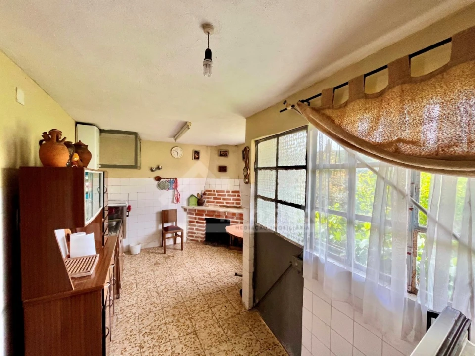 Moradia T4 para Venda em Castanheira de Pêra e Coentral Foto 13