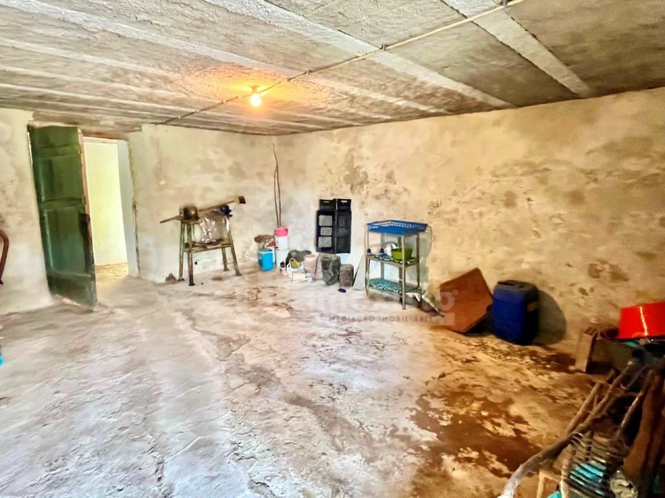 Moradia T4 para Venda em Castanheira de Pêra e Coentral Foto 39