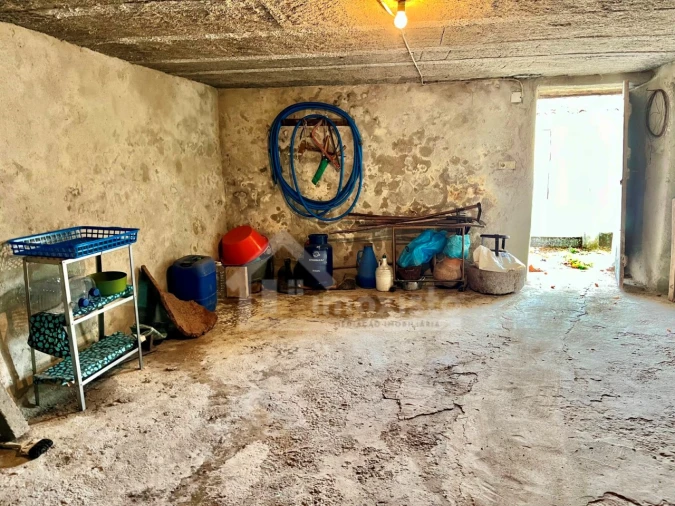 Moradia T4 para Venda em Castanheira de Pêra e Coentral Foto 36