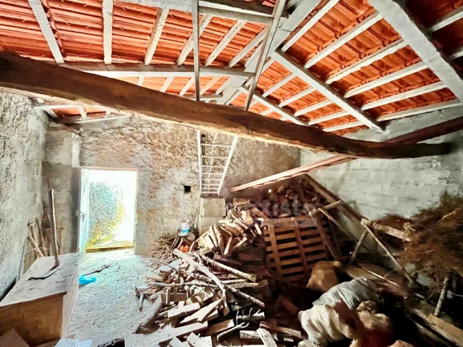 Moradia T4 para Venda em Castanheira de Pêra e Coentral Foto 50