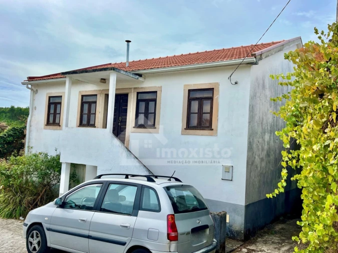 Moradia T4 para Venda em Castanheira de Pêra e Coentral Foto 3