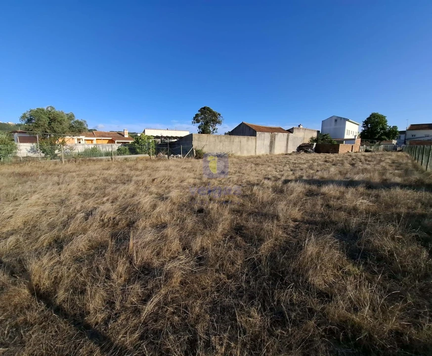 Terreno para Venda em Alfeizerão Foto 2