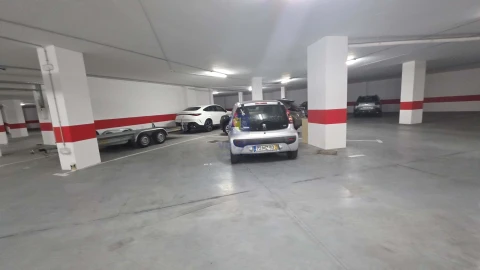Garagem para Venda em Caldas da Rainha - Santo Onofre e Serra do Bouro