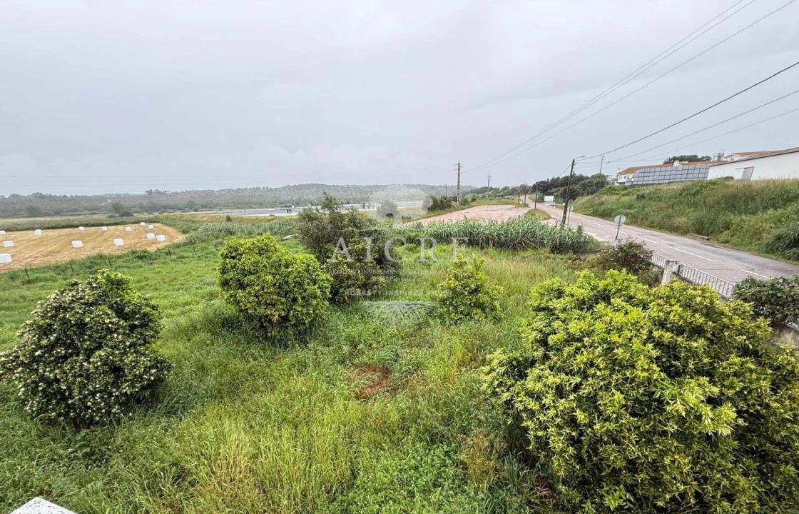 Moradia T3 para Venda em Mora Foto 2