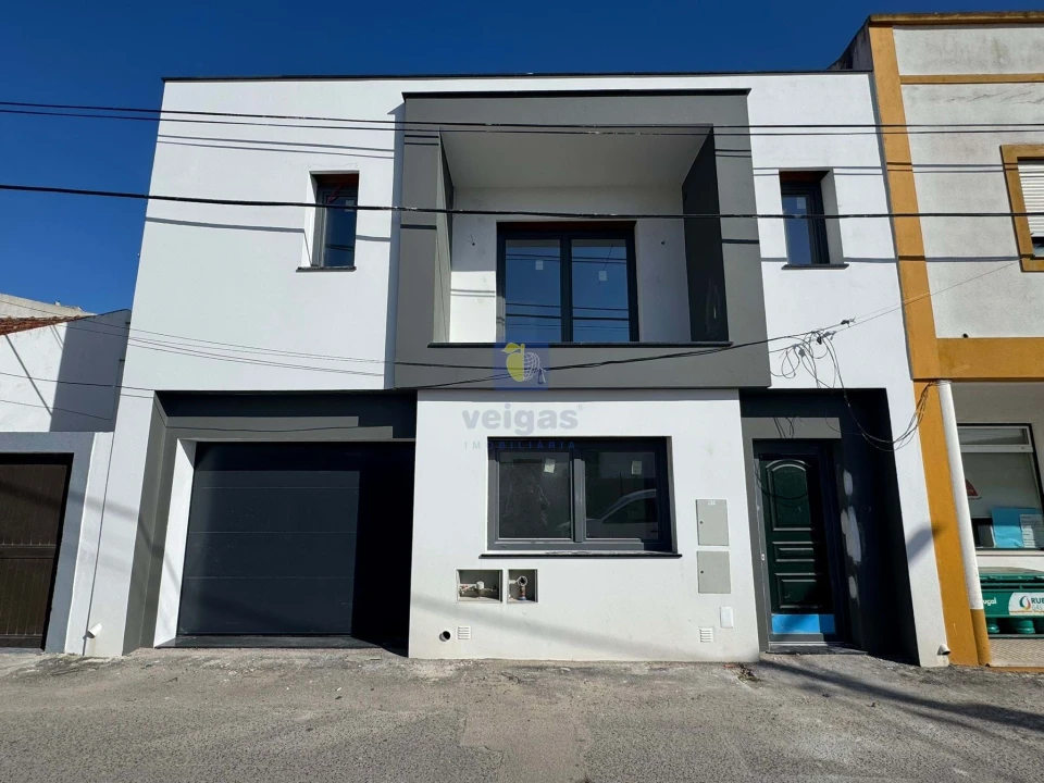 Moradia T4 para Venda em Ferrel Foto 12