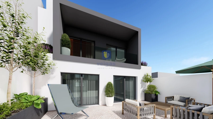 Moradia T4 para Venda em Ferrel