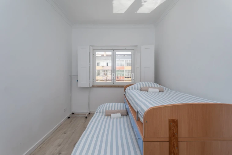 Apartamento T1 para Venda em Agualva e Mira-Sintra Foto 12