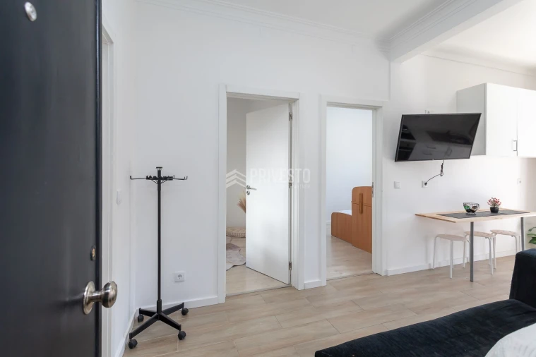 Apartamento T1 para Venda em Agualva e Mira-Sintra Foto 3