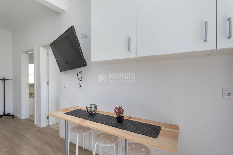 Apartamento T1 para Venda em Agualva e Mira-Sintra Foto 5