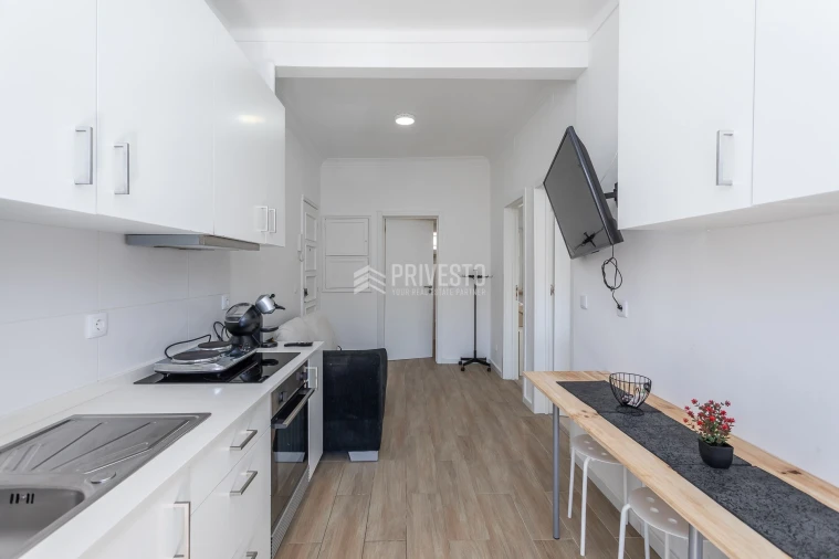 Apartamento T1 para Venda em Agualva e Mira-Sintra Foto 4