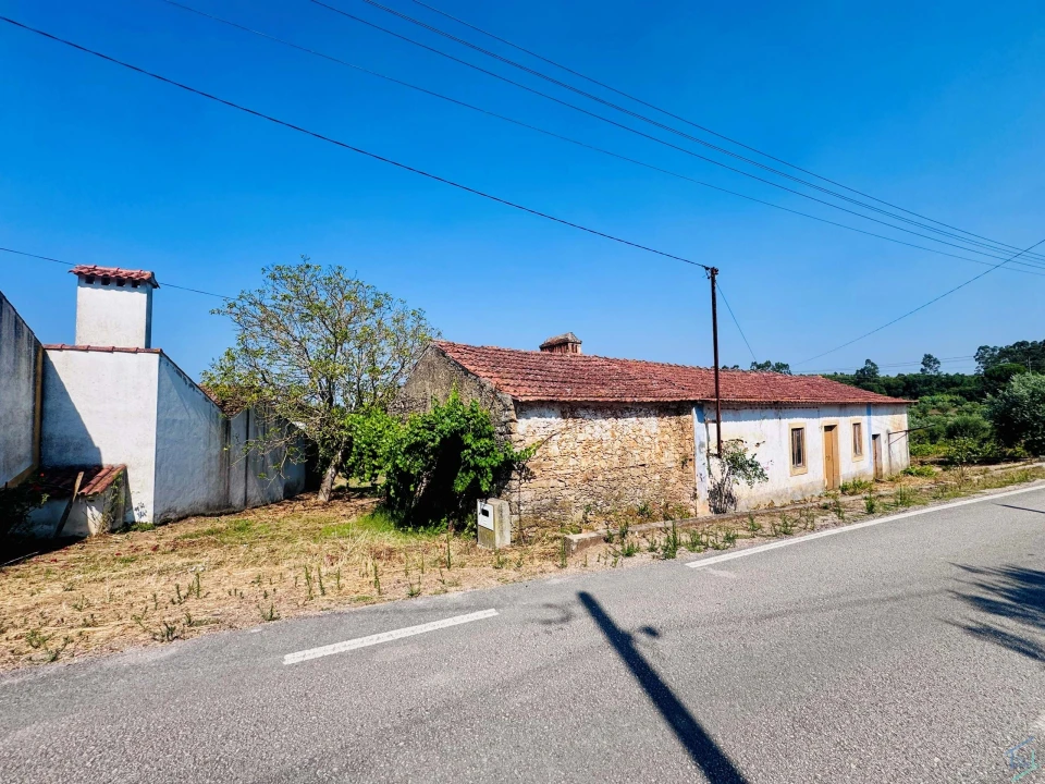 Terreno para Venda em Casais e Alviobeira Foto 16