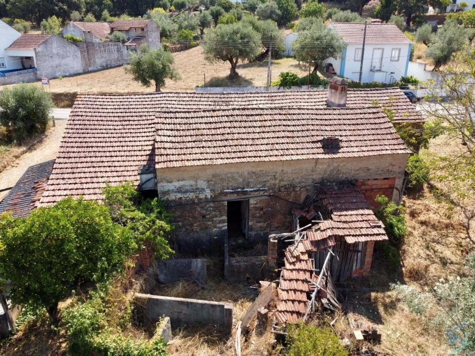 Terreno para Venda em Casais e Alviobeira Foto 8
