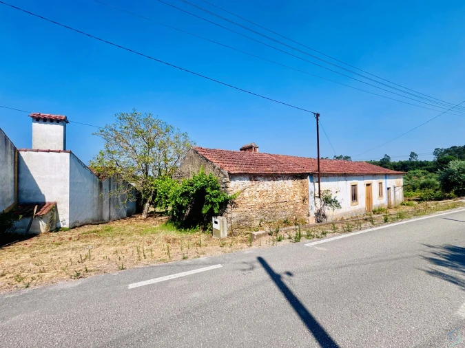 Terreno para Venda em Casais e Alviobeira Foto 17