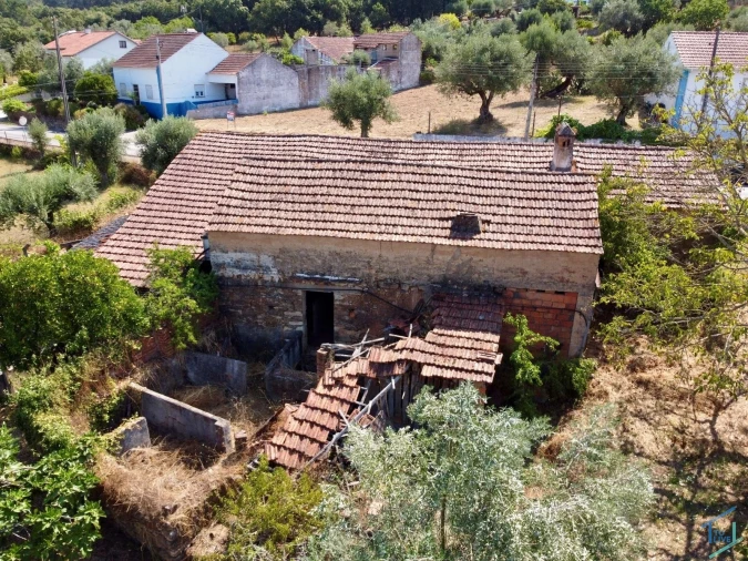 Terreno para Venda em Casais e Alviobeira Foto 11