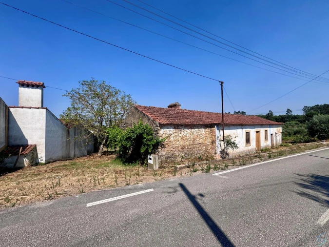 Terreno para Venda em Casais e Alviobeira Foto 15