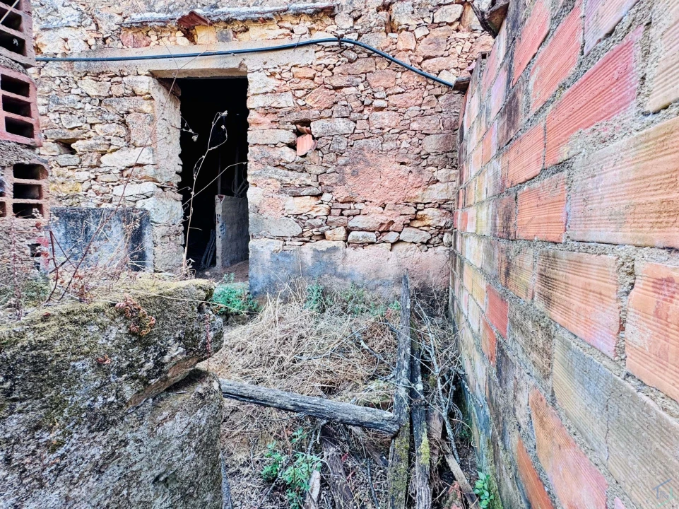 Terreno para Venda em Casais e Alviobeira Foto 41