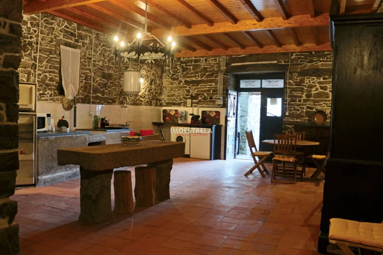 Quinta T6 para Venda em Vilarinho dos Freires Foto 3