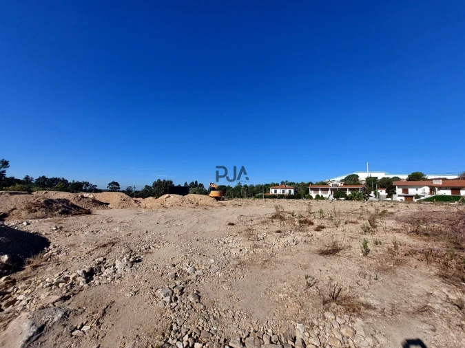 Terreno Comércio / Armazém para Arrendamento em Mangualde, Mesquitela e Cunha Alta Foto 9