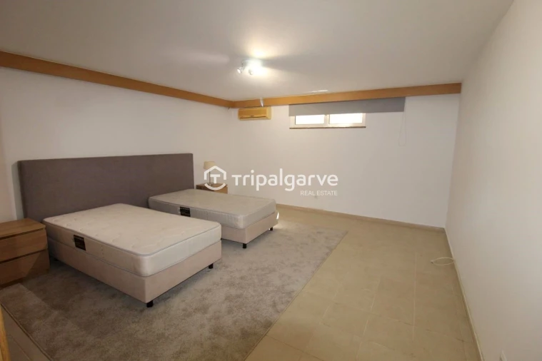 Moradia T3 para Venda em Albufeira e Olhos de Água Foto 33