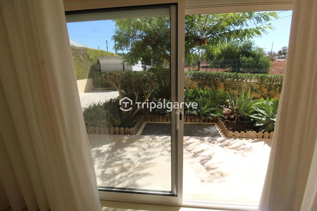 Moradia T3 para Venda em Albufeira e Olhos de Água Foto 12