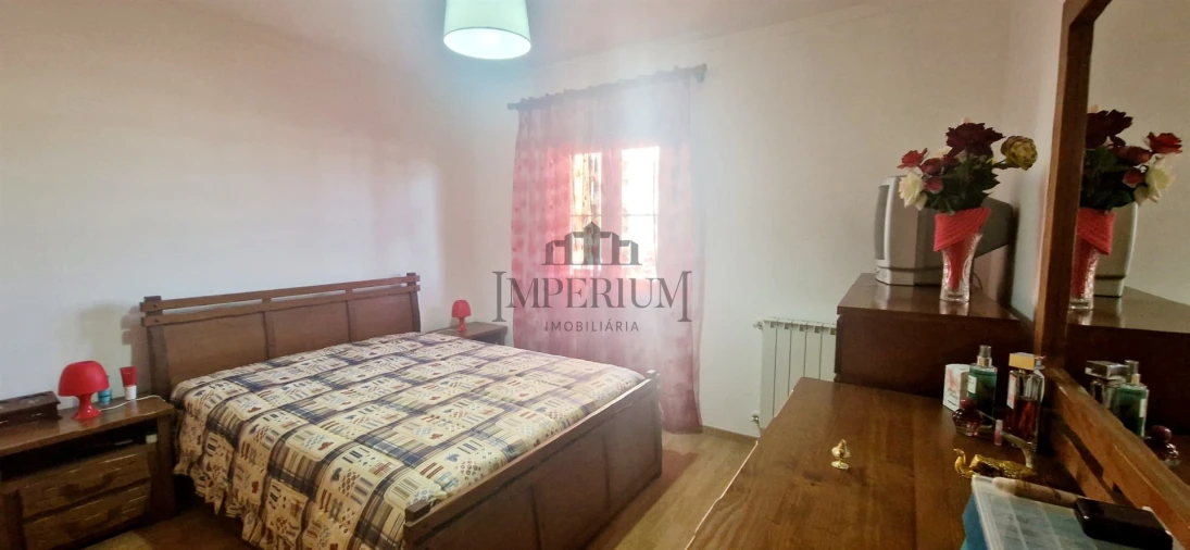 Apartamento T3 para Venda em Carregado e Cadafais Foto 33