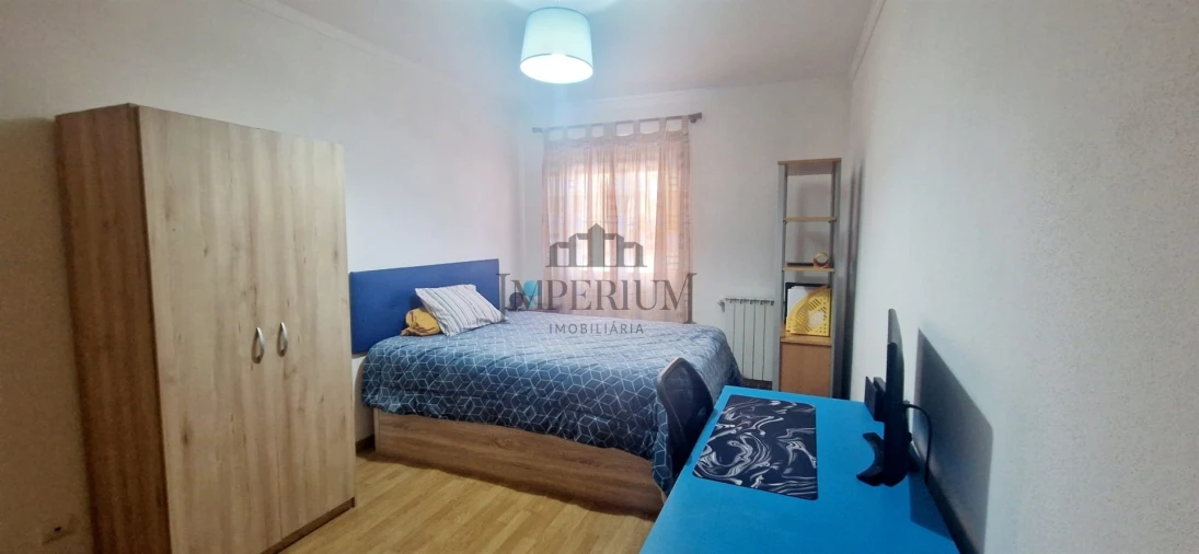 Apartamento T3 para Venda em Carregado e Cadafais Foto 24