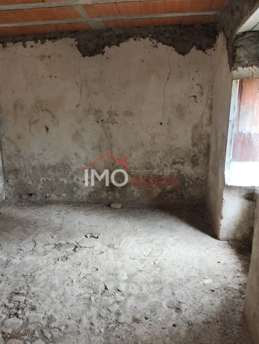 Quinta T6 para Venda em Santa Maria de Marvão Foto 8